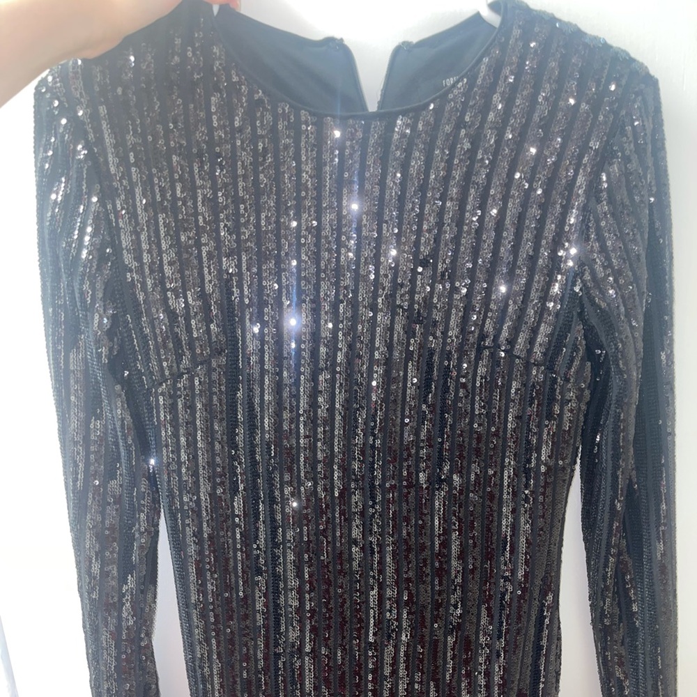 Unworn lace sparkly midi dress